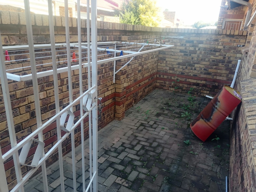 To Let 3 Bedroom Property for Rent in Hospitaalpark Free State